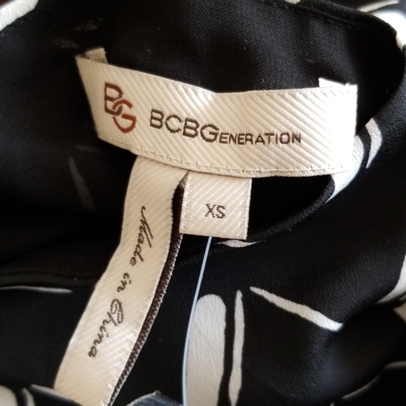BCBGeneration Black&White Halter Romper XS NWT - Picture 6 of 7